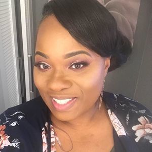 Meet your Posher, Earnestine